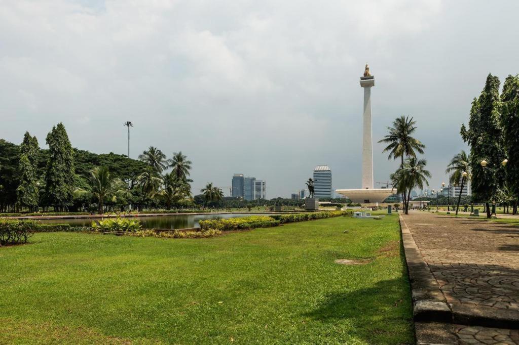 Blue Sky Hotel Petamburan Jakarta Extérieur photo