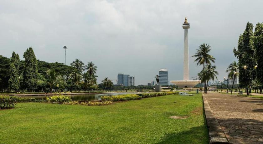 Blue Sky Hotel Petamburan Jakarta Extérieur photo