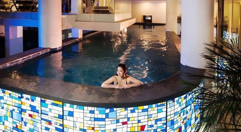 Blue Sky Hotel Petamburan Jakarta Extérieur photo